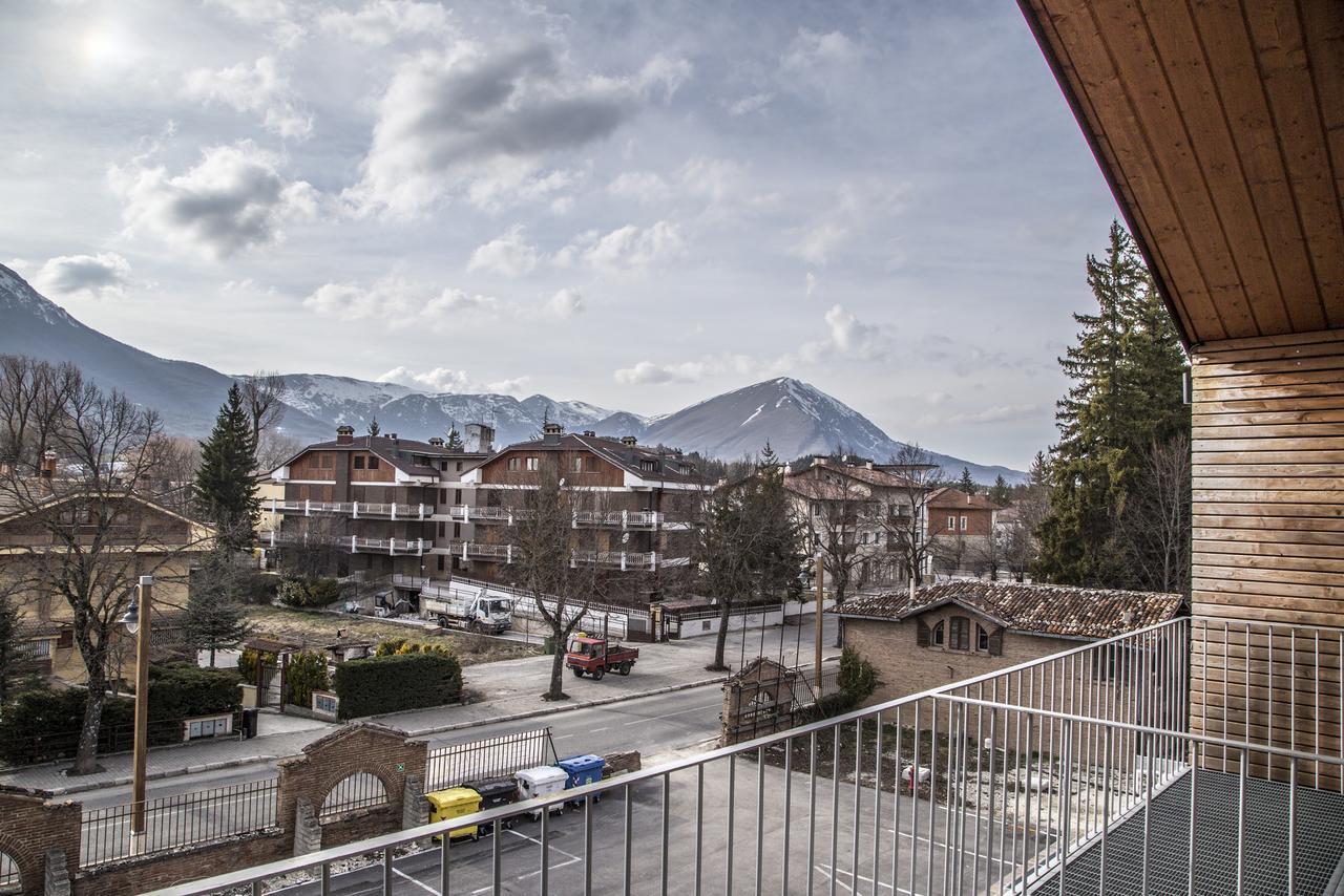 Grand Chalet Delle Rocche Rocca di Mezzo Eksteriør billede